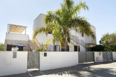 Image de Mommy House | sea view, outdoor space