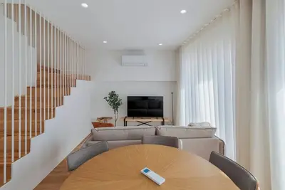 Simple Life Ii, Setúbal