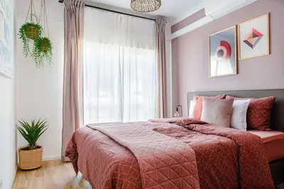 Charming Meets Modern Comfort - T2 Apartment with WiFi & Ac