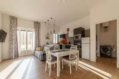 Image de Bright Apartment Near Colosseum