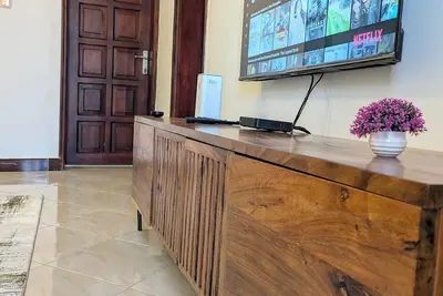Image de 2-bedroom apartment on Entebbe road with WiFi