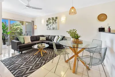 Image de Tropical Resort Apt w/ Pool, Gym & Bbq Access