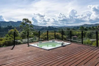 Image de Luxury \"Casa Hollywood\" in Guatape!
