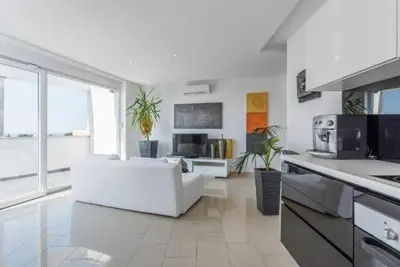 Image de Charming Novigrad Holiday Rental with Sea View and Private Parking