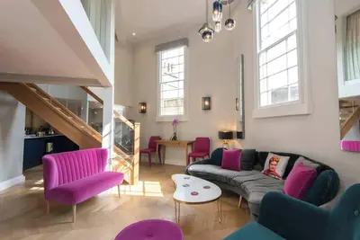 Image de The Old School House - 3 Bed Apt heart of Bath