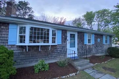 Image de Family Cape Escape | Game Room, Deck & Near Beach