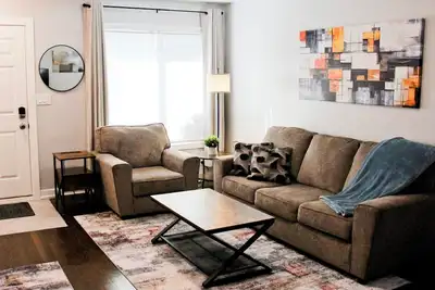 Image de Grade A Working Class Safe Neighborhood 3br up to 6 guests. Updated & Best Price