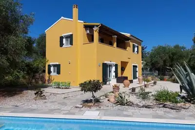 Image de Charming 2-bedroom villa with Ac and WiFi in welcoming Corfu