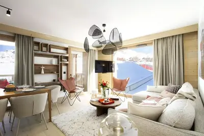 Image de Agréable appartement décoré et équipé avec gout