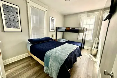 Image de Spacious 3-bedroom apartment with Ac, WiFi in Lovely Bayonne