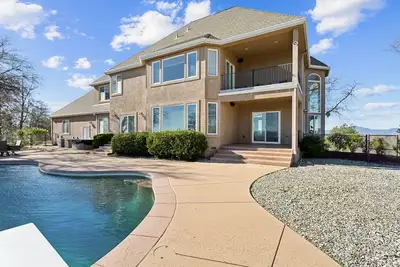 Image de New! Stunning Mountain Retreat with Unmatched Views