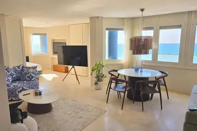 Image de Welcoming 2-bedroom apartment with Ac in Tel Aviv-Yafo