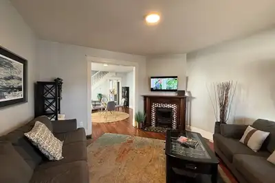 Charming 3-bedroom townhome in walkable downtown Indianapolis