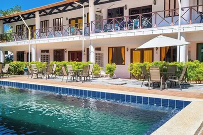Image de Villa Junior # 4 w/ Pool & Kitchen – Minutes from Manuel Antonio Beach