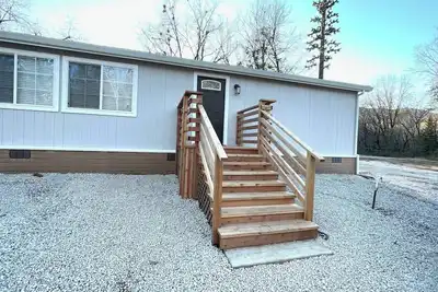 Image de Escape to the Lake: Relax, Recharge, Reconnect