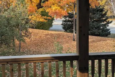 Image de Welcome to the Neustadt Nest with 2-bedrooms, Ac, WiFi & Laundry!