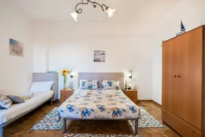 Image de Maison de vacances 'Perla Luxury Room Controvento' avec vue sur la mer, Wi-Fi et climatisation