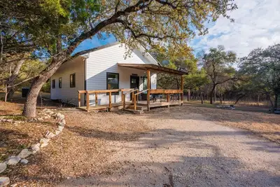Image de Wimberley Woods: 2/1 + Loft, 5 Miles to Wimberley, 10 Miles to Dripping Springs, Fire Pit
