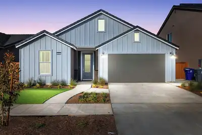 Image de Brand New 4 Bd 3 Ba @ Heritage Grove Clovis