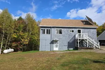 Image de Charming house with 5 beds sleeps 10 in Lincoln with WiFi access