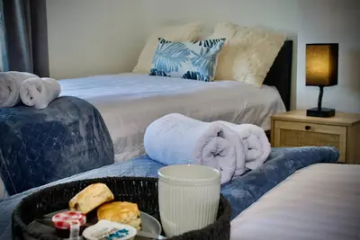 Image de Cozy 2-Bed Home, St Helens | Sleeps 5 | Free WiFi