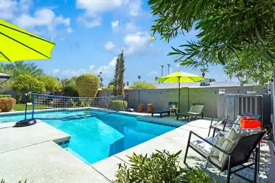 Image de The Loyola | Tropical Villa in Tempe | Hot Tub