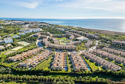 Image de Salgados Beach Ap by Dreamplaces