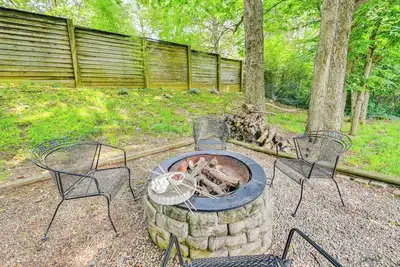 Image de Family Home w/ Ping-Pong & Fire Pit in Lexington