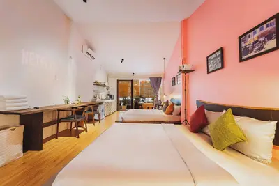 Image de 2 Beds Saigon Retro Stay In District 1