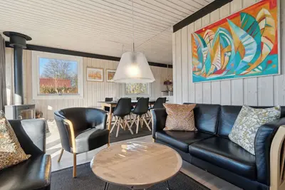 Image de Cottage near idyllic & peaceful sandy beach