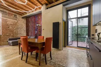 Image de Spazio Seicentesco: historic city centre apartment