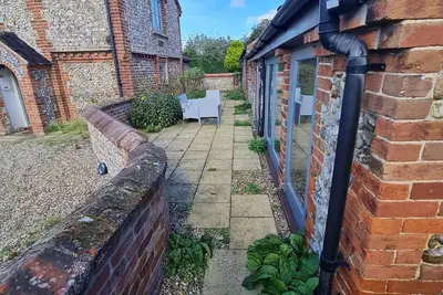 Image de Cosy Cottage Daisy Lodge - Traditional and close to Holt + the coast