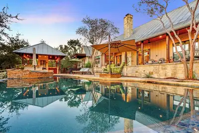 Image de Casa Colinas I Wimberly luxury, pool