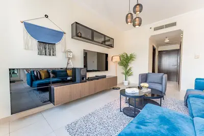 Image de Partial Sea and City View 2br with Balcony Near Dubai Marina Mall