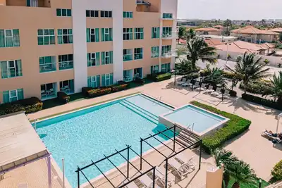 Image de Resort Pool! Beach Tennis Court!