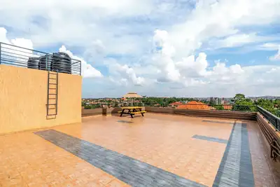 Image de Elegant Apartment with Stunning Nature views.