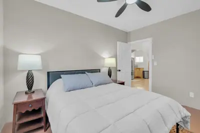 Image de Downtown Historic 4br / 2ba with parking, Downtown Historic 4br / 2ba with parking