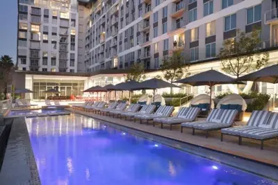Image de Luxury Living in the Heart of Sandton Stunning Apartment at The Capital on Park