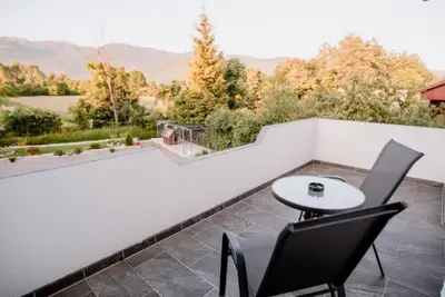 Image de Mountain Serenity Rooms - Double Room with Balcony 1