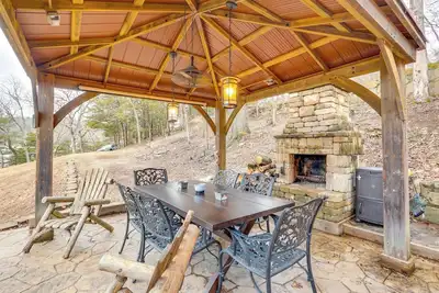 Image de Private Boat Dock: Lakefront Cabin in Camdenton