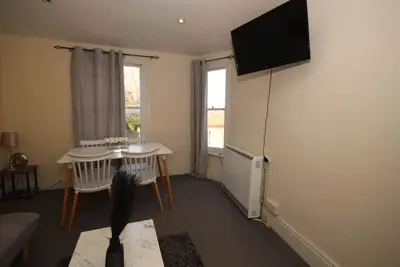 Image de City Heights Central Loction