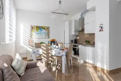 Image de Seaside Apartment with swimming pool and parking