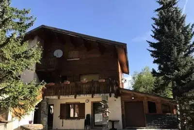 Image de Boost Your Immo Vars Bas de Chalet grand luxe avec Jacuzzi