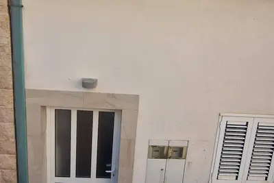 Image de Appartement de deux chambres prés de la plage Drasnice, Makarska (A-23854-a)