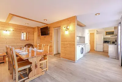 Image de Com400 :Appartement dans quartier calme proche des navettes gratuites et de la piscine