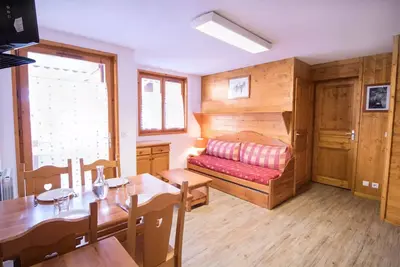 Image de Com206 :Appartement dans quartier calme proche des navettes gratuites et de la piscine