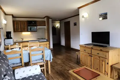 Image de Clos09 Appartement spacieux pour 6 personnes avec très belle vue montagne