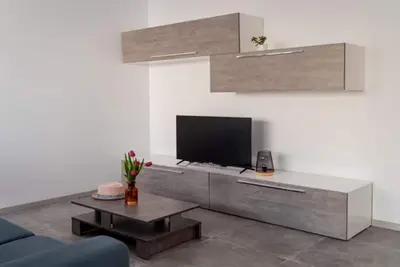 Image de Chic 2-Bed Apartment in Central Il-Gżira
