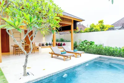 Image de Ersanea Villas consist of 8 units Luxury Villa, close to Seseh Famous Beach