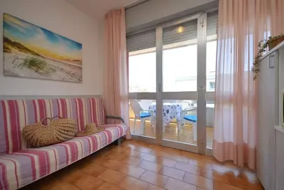 Image de maison spacieuse et lumineuse